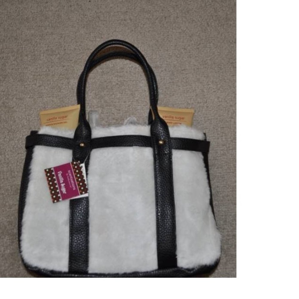 Bath & Body Fur Purse Tote Set White 4 Pc Lotion Gel Gift Set Vanilla Sugar